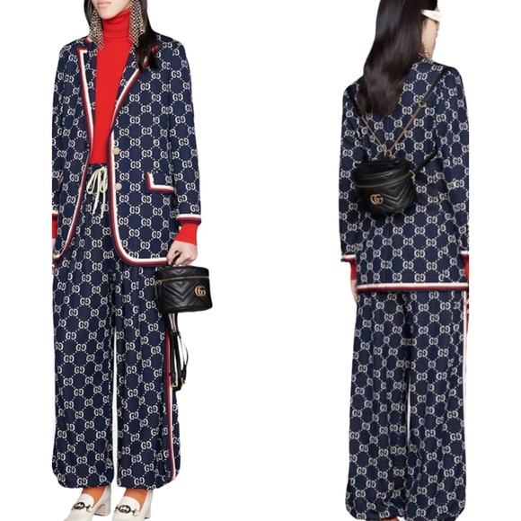 💙 AUTHENTIC Gucci Mini Round Backpack - Picture 4 of 13